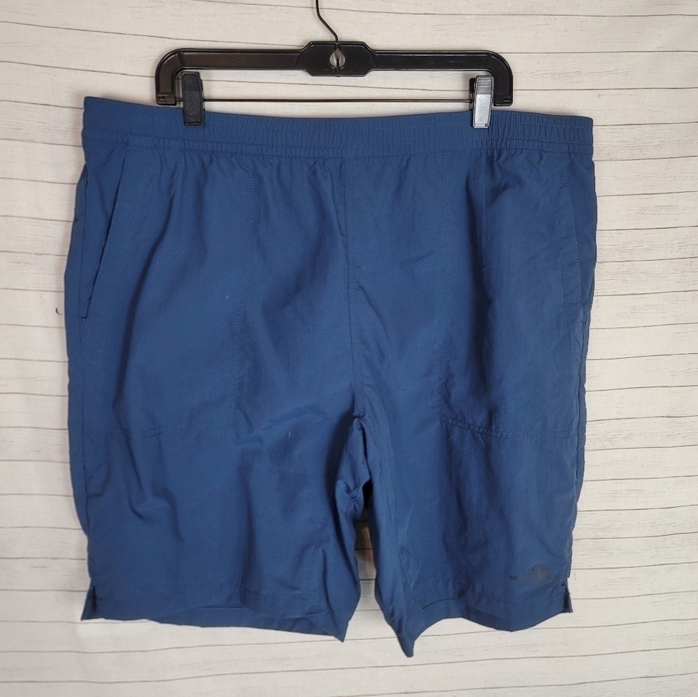 The North Face Pull On Adventure Hybrid Shorts in Blue Ripstop, sz XL